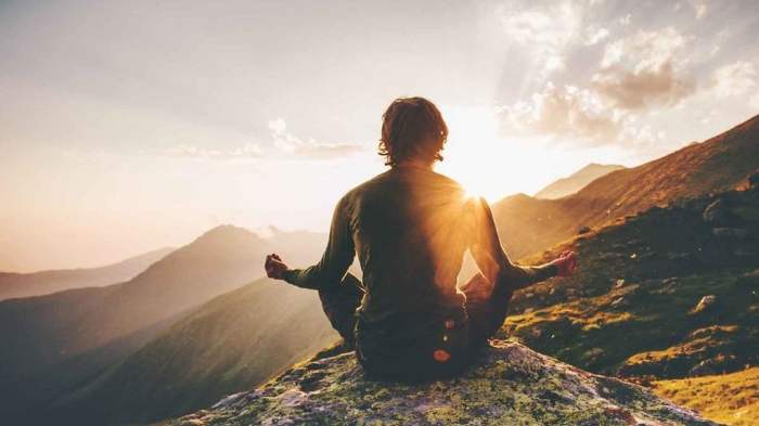 10 Rutinitas Me Time ala Introvert - Young On Top Rutinitas Self-Care Mingguan untuk Diri Sendiri