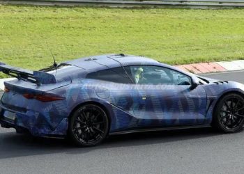 Denza 9 Super EV Bertenaga Monster dari BYD Siap Saingi Tesla