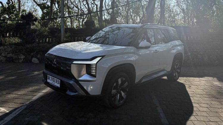 Pelumas Mesin SUV Modern untuk Performa dan Kenyamanan Optimal